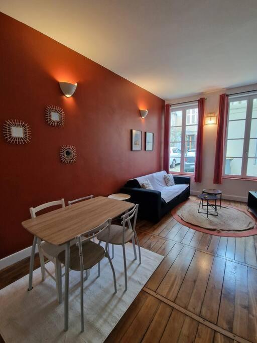 Chaleureux Appartement - Hyper Centre - Charbonnet Troyes Extérieur photo